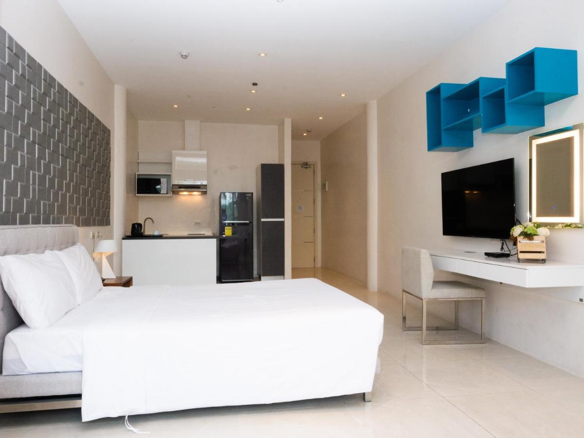 City Park Hotel Residences Taguig Buitenkant foto