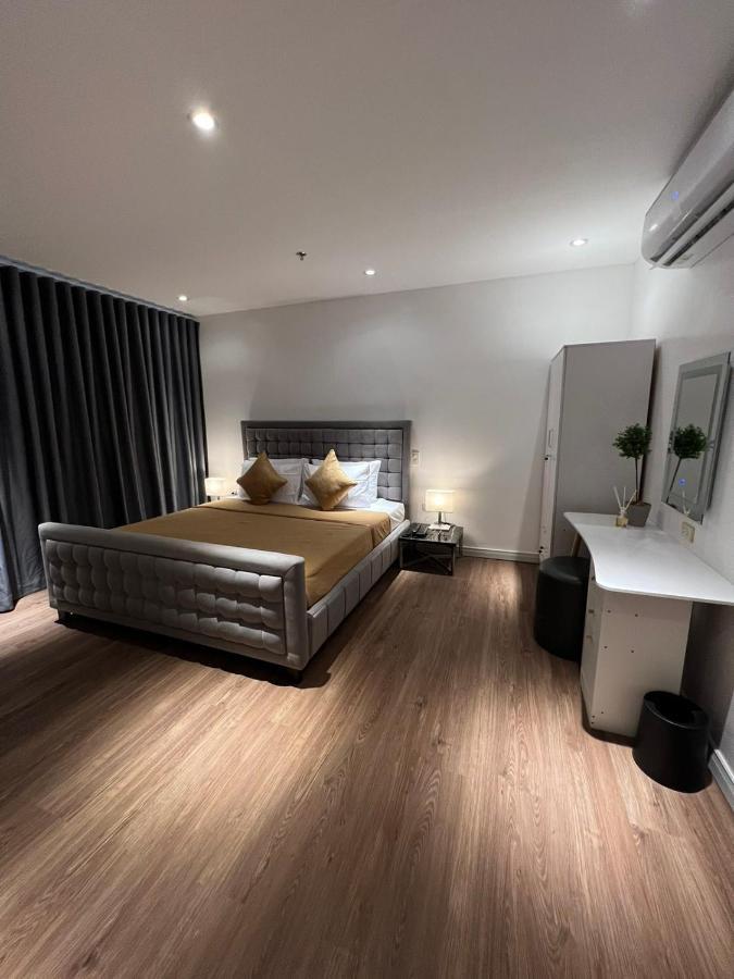 City Park Hotel Residences Taguig Buitenkant foto