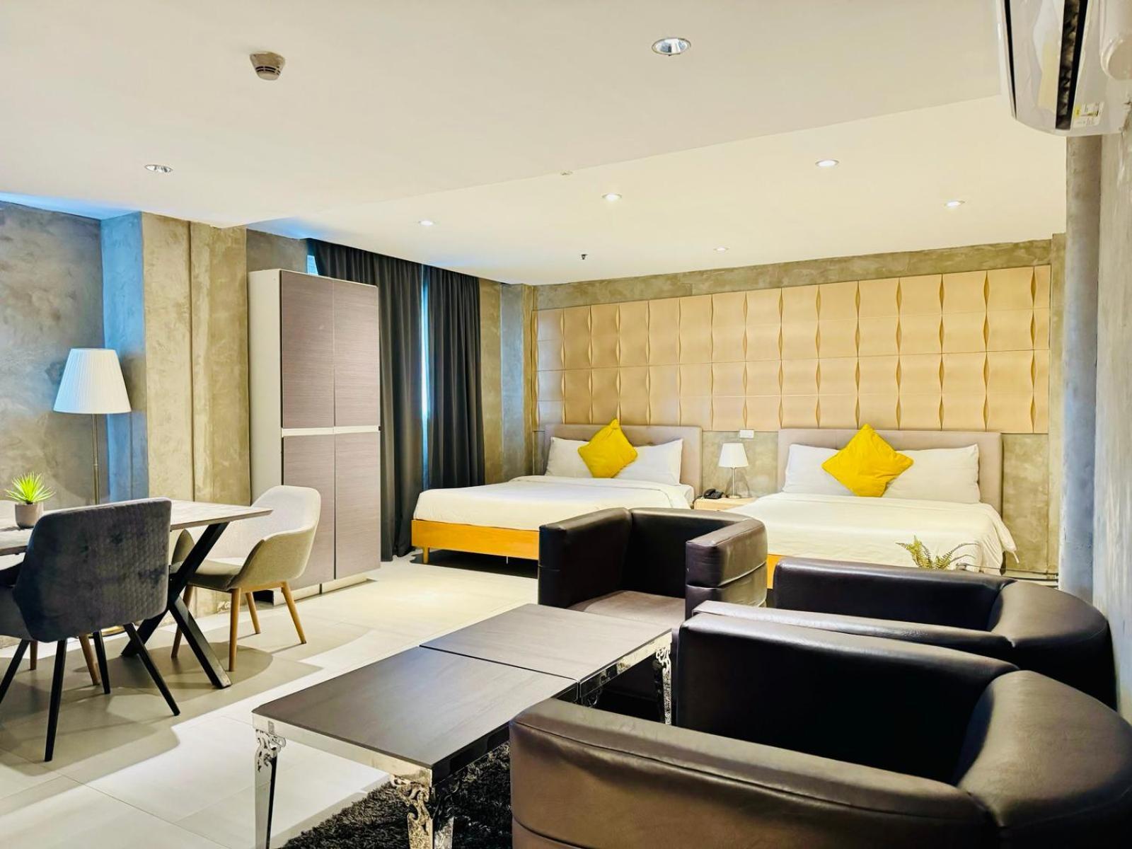 City Park Hotel Residences Taguig Buitenkant foto