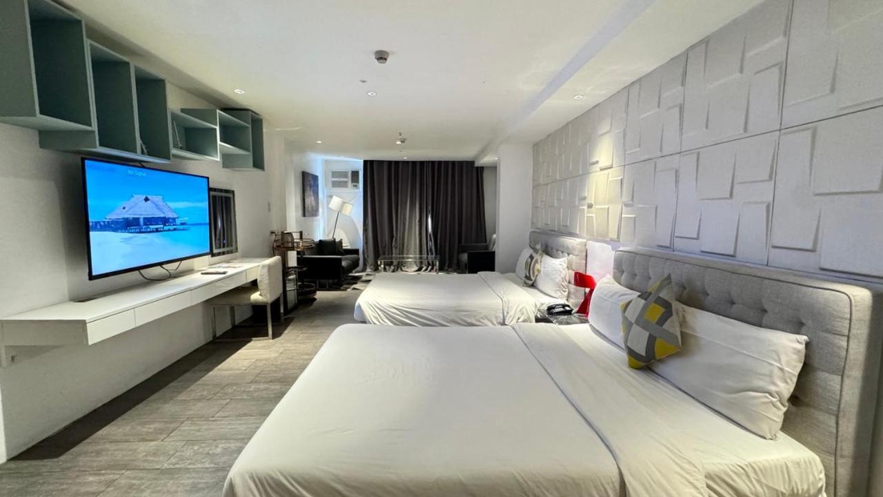 City Park Hotel Residences Taguig Buitenkant foto